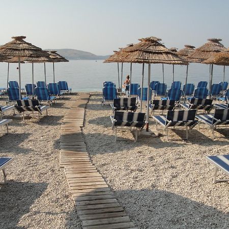 Mojito Beach Apartments With Free Parking Sarandë エクステリア 写真