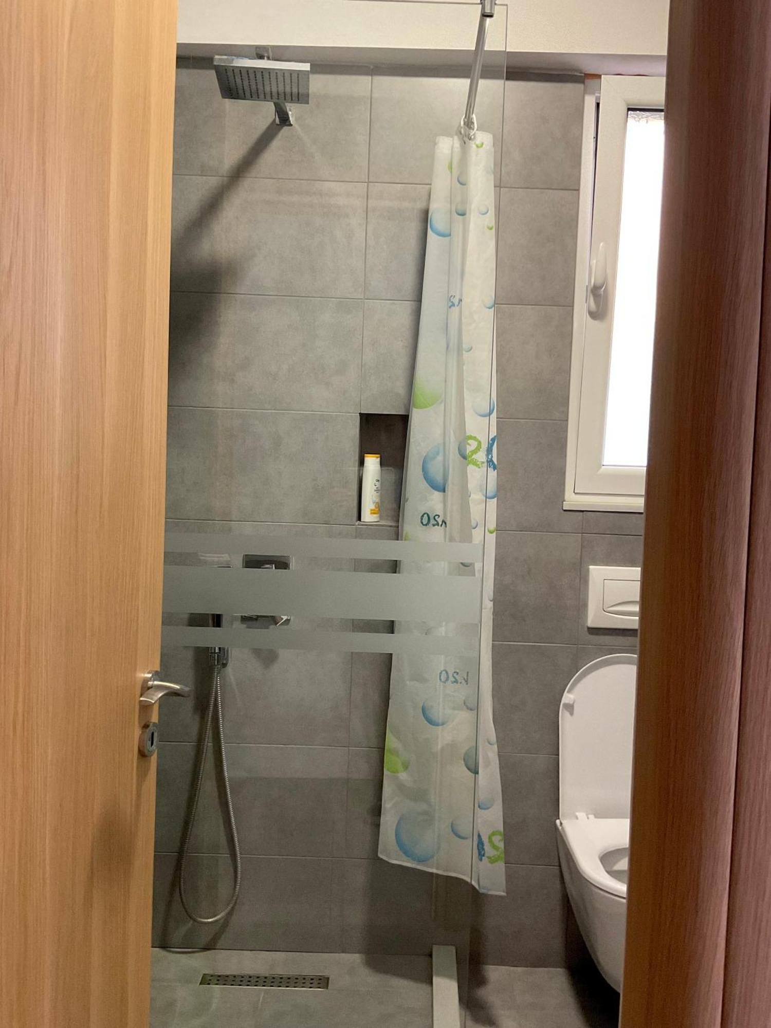 Mojito Beach Apartments With Free Parking Sarandë 部屋 写真