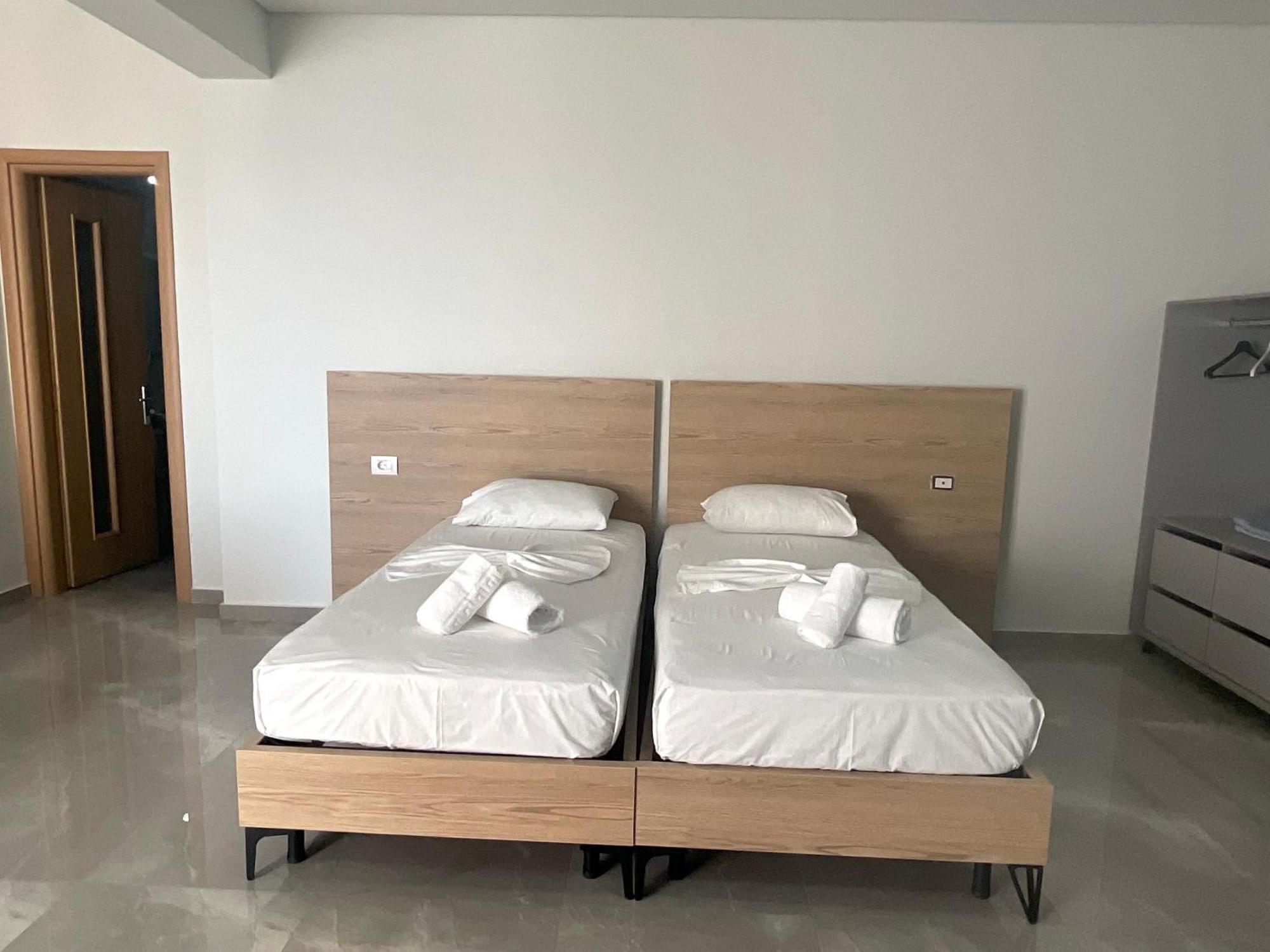 Mojito Beach Apartments With Free Parking Sarandë 部屋 写真